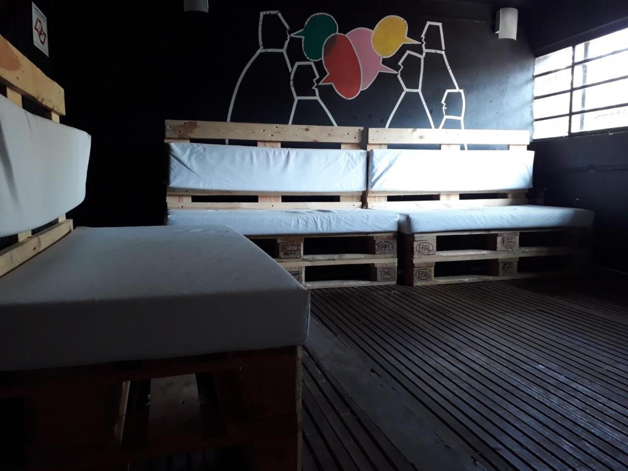 Hola Hostel Faria Lima Сан-Пауло Экстерьер фото